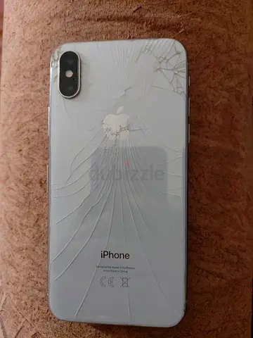 iPhone X White (Back Glass Cracked) - 256GB flawless