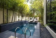 Private Pool | Single Row | Park Backing