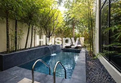 Private Pool | Single Row | Park Backing