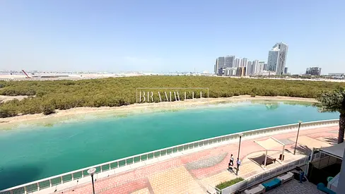 إطلالة خلابة على أشجار المانغروف | حياة فاخرة