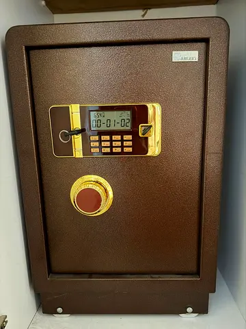 Heavy-Duty Electronic Safe with Key and Combination Lock - Good Condition