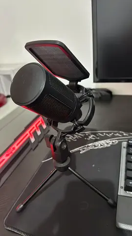 Processor: Intel Core i7-9700 (8-Core, 3.0GHz, 9th Gen)Graphics Card: NVIDIA GeForce RTX 2060 6GBRAM