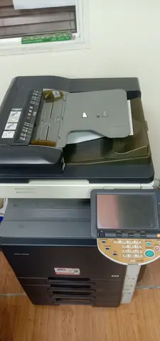 Konica Minolta Bizhub C220 multifunctional Printer