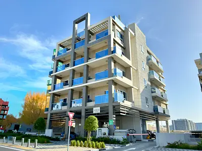 Modern Apartment | Spacious Layout | Prime Location in Liwan