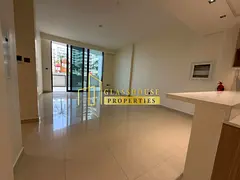 Low Floor-Close to Amenities-Perfect for Families