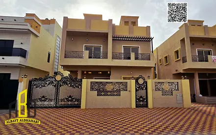 فيلا فخمه ومميزة للبيع مقابل حديقه وكافه الخدمات والمرافق العامه تملك حر لكافه الجنسيات