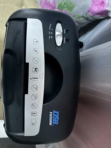 DSB FD506M Paper Shredder - Compact Office Shredder (Used)
