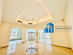 Luxurious 6 Bedroom Villa with Private Garden