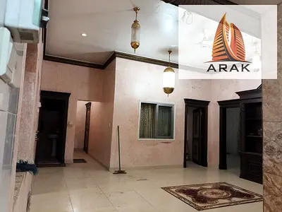 للإيجار السنوي بيت عربي في منطقة السوان – الراشدية 3  بيت واسع ومناسب لسكن الموظفين بموقع هادئ وقريب من الخدمات