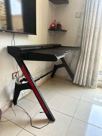 Gaming table/ Office Desk