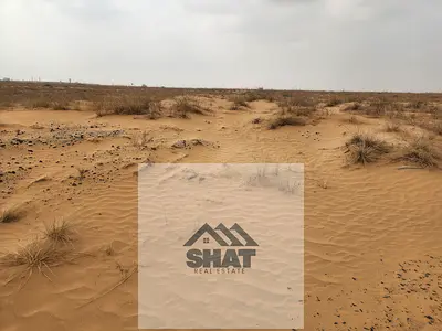 للبيع ارض سكنيه سعر اقل من السوق  مميزه ثاني قطعه من الزاويه مقابل مسجد مباشرة تملك الجنسيات العربية   منطقة بليده 1 - الشارقة