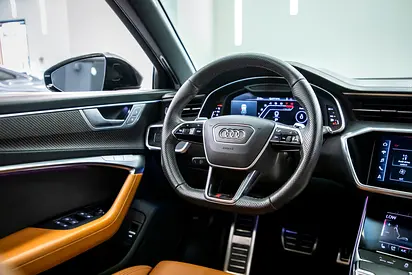صورة 8 لـ 2022 AUDI RS6