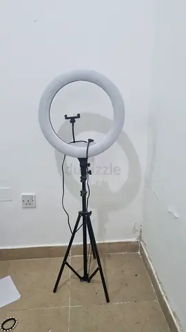 Ring Light with Adjustable Tripod Stand - Good Working Condition