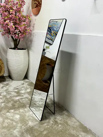 Modern floor Standing mirror