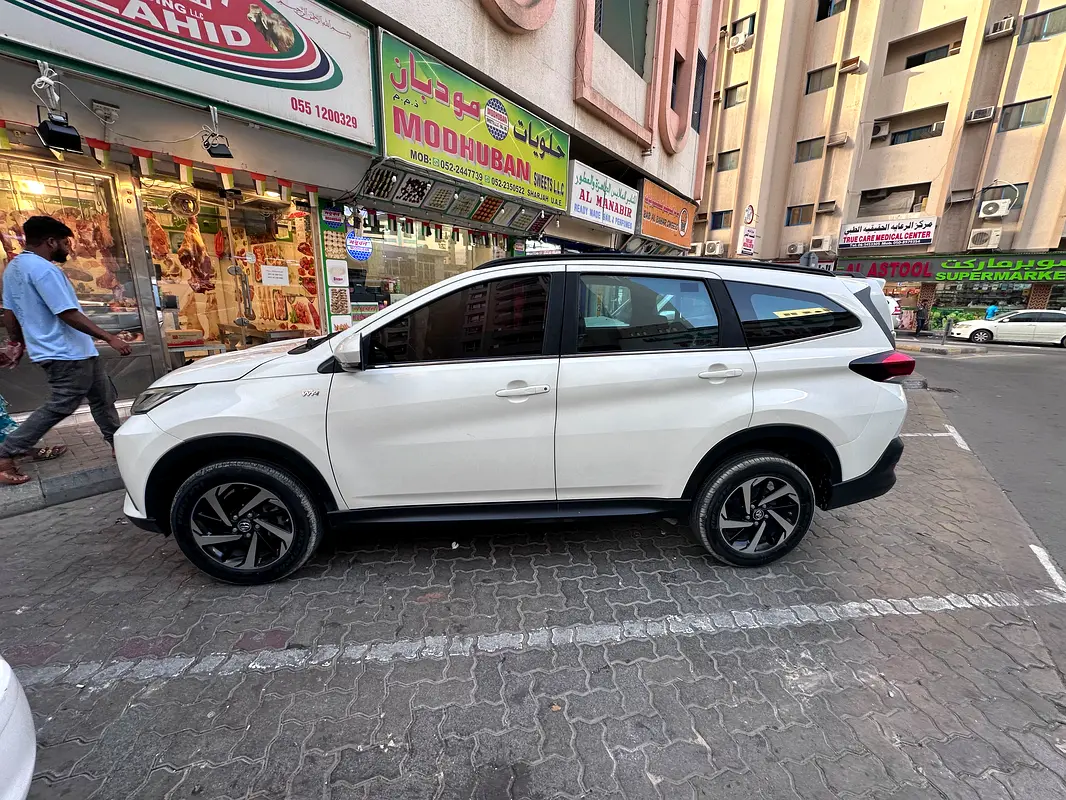 Toyota Rush 2021 — photo 1 of 8