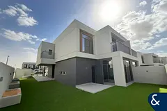 Twin Villa | Opposite Beach | Flex. Cheques