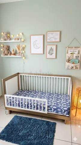 Beautiful and Multiuse Homecentre Baby Crib/Cot for sale.