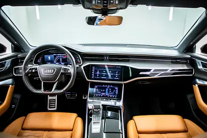 صورة 7 لـ 2022 AUDI RS6