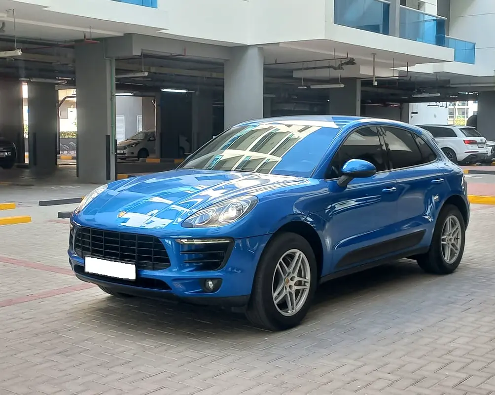 Porsche Macan 2015 — photo 1 of 15