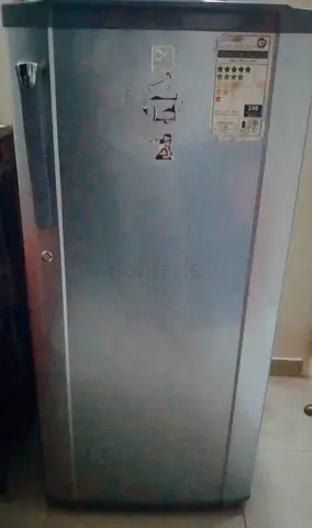 Single-door refrigerator - URGENT SALE