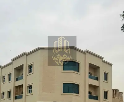 غرفة وصالة للإيجار بالمويهات 1 بناية G2، ثاني ساكن، حمام واحد، مساحات واسعة، موقع مميز قريب شارع الشيخ عمار، الإيجار 30,000 درهم.