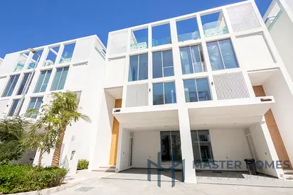 Prime Location | Green Scenery | Urgent Sale | 4BR