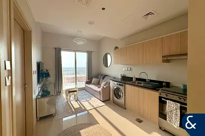 Furnished I 12 Cheques I Close to Mall