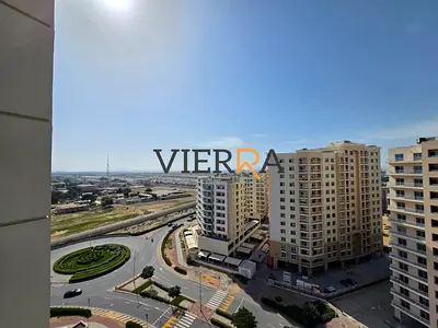 طابق مرتفع | مطبخ مغلق | إطلالة مفتوحة