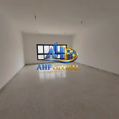 Spacious 3 Bedroom | Maids room