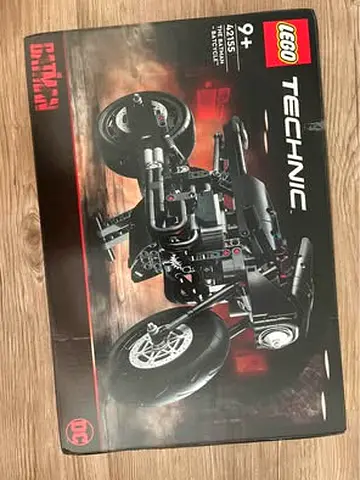 FLASH SALE BRAND NEW LEGO 42155 TECHNIC BATCYCLE