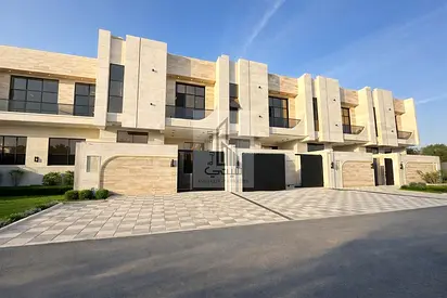 Freehold for all nationalities 🏡 Modern villa for sale with a luxurious design 📍 Al Helio 2 - Ajman Opposite the mosque Very close to Sheikh Mohammed Bin Zayed Road Near Emirates Road 🏗 Land area 1722