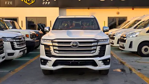 2024 Toyota Land Cruiser VXR - GCC Specs - Brand New