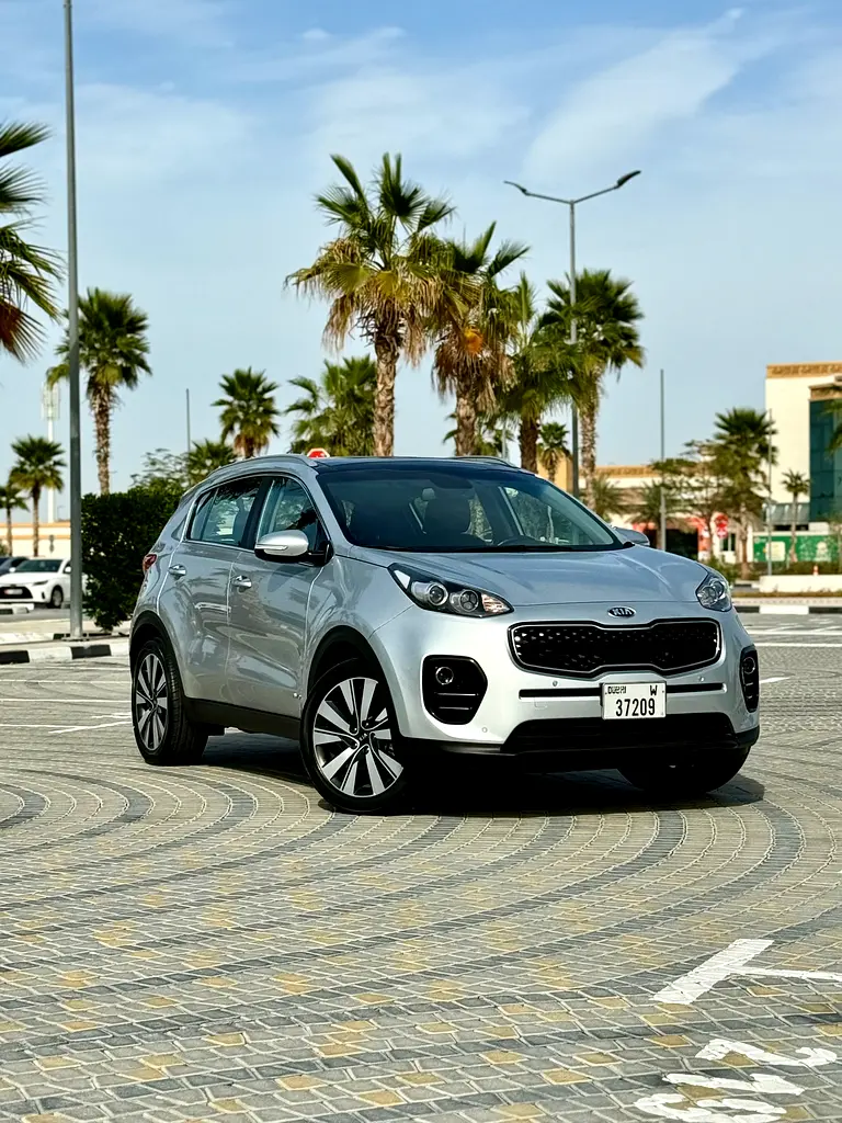 Kia Sportage 2019 — photo 1 of 17