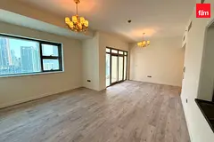 Upgraded | Vacant | Balcony | Bright |Spacious