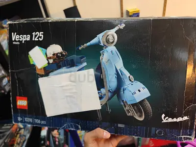 Lego vespa 125 10298