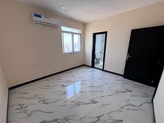 First tenant, excellent price, suitable for everyone, with free maintenance from the owner. Prime lo