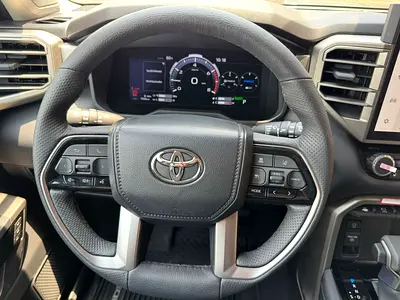 صورة 7 لـ 2024 Toyota SEQUOIA