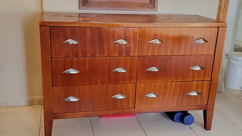 ⚡ High-Quality Solid Wood Chest – 6 Drawers – Must Sell @ 150