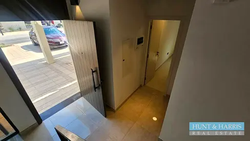 3 Bed For Sale - Large Corner Plot - Falcon Island - Al Hamra Village