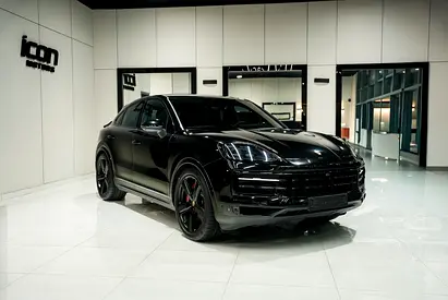 2025 Porsche Cayenne S - GCC Specs - Brand New