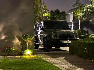 GARGASH AGENCY WARRANTY / SERVICE CONTRACT / ORIGINAL PAINT / Mercedes Benz G550 ( 2024 Model )