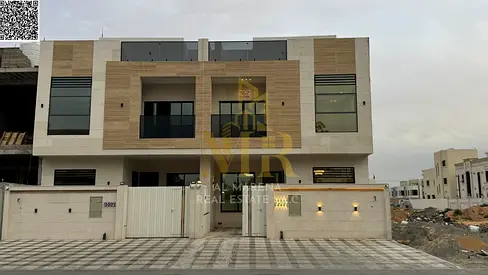 Villa for sale in Al-Haliyo 2 – Two floors + roof | 5 master bedrooms | Majlis and living room with washrooms | Modern kitchen | Maid's room | Area 17