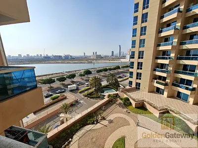 UNFURNISHED | SPACIOUS | PARKING | CRESCENT B |
