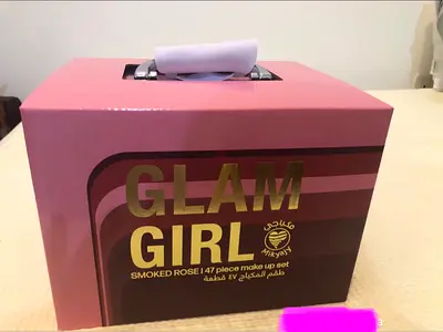 Glam Girl 47-piece Makeup Set - Mikyajy Box