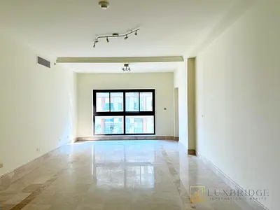 Vacant | Unfurnished | High Floor
