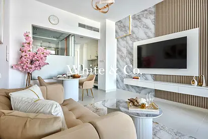 Fully Upgraded | Palm Views | Furnished