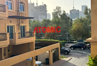 Renovated,Next To Circle Mall,Rented Studio!