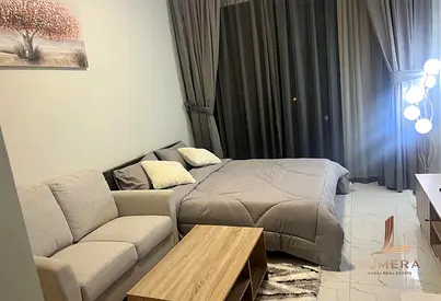 4 Cheques | Mid Floor | Metro & Community View