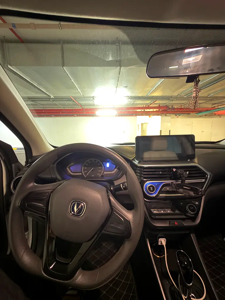 Changan Alsvin 2024 — photo 1 of 4