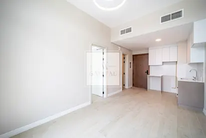 Exclusive | Vacant | | Bright and Spacious